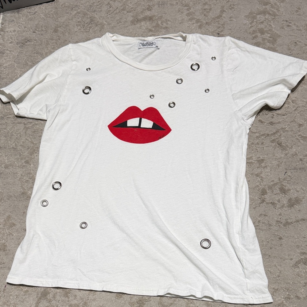 Lauren moshi White T-Shirt with Red Lips Graphic